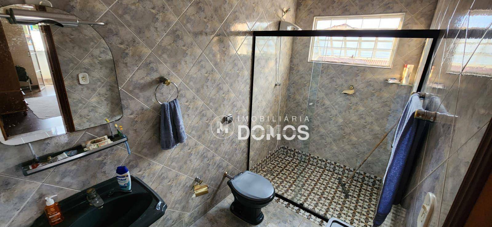 Casa à venda e aluguel com 3 quartos, 280m² - Foto 12