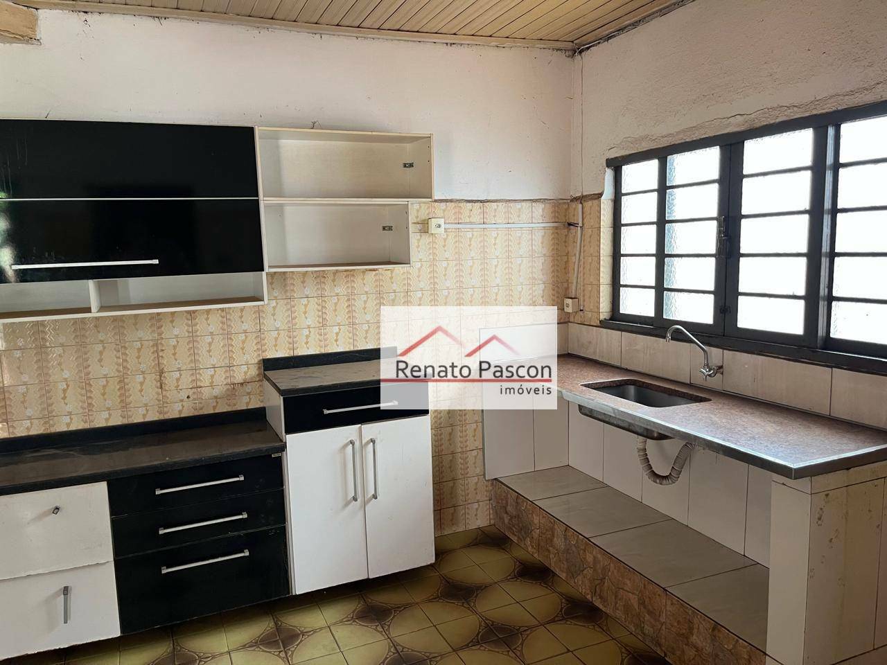 Casa à venda com 2 quartos, 300M2 - Foto 5