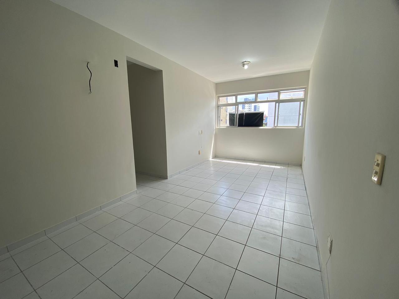 Apartamento à venda com 3 quartos, 66m² - Foto 1