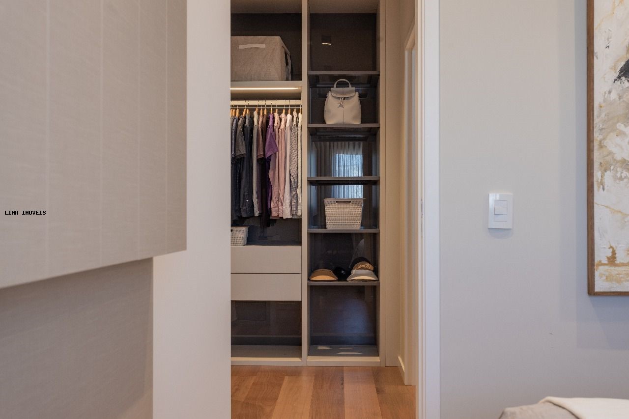 Apartamento à venda com 3 quartos, 151m² - Foto 8