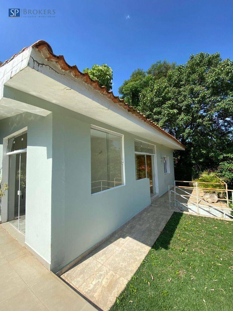 Casa de Condomínio para alugar com 3 quartos, 285m² - Foto 19