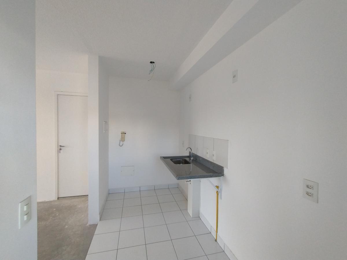 Apartamento à venda com 2 quartos, 47m² - Foto 4