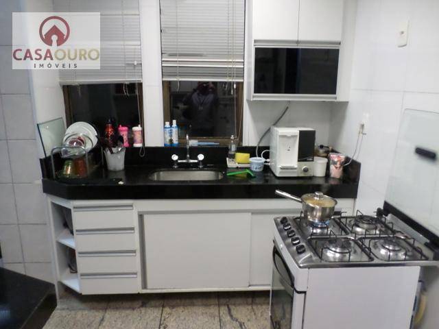 Apartamento à venda com 3 quartos, 110m² - Foto 16