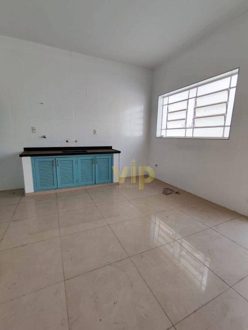 Casa para alugar com 3 quartos, 270m² - Foto 18