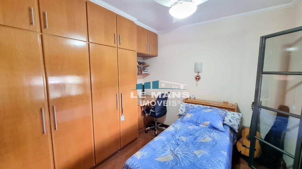 Casa à venda com 3 quartos, 205m² - Foto 28