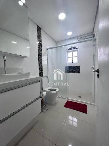 Casa à venda com 4 quartos, 385m² - Foto 6