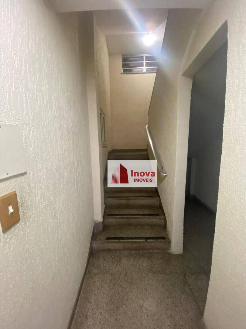 Apartamento à venda com 3 quartos, 120m² - Foto 18