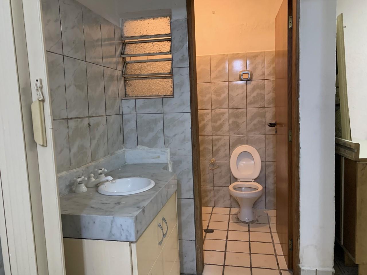 Casa à venda e aluguel com 3 quartos, 220m² - Foto 17