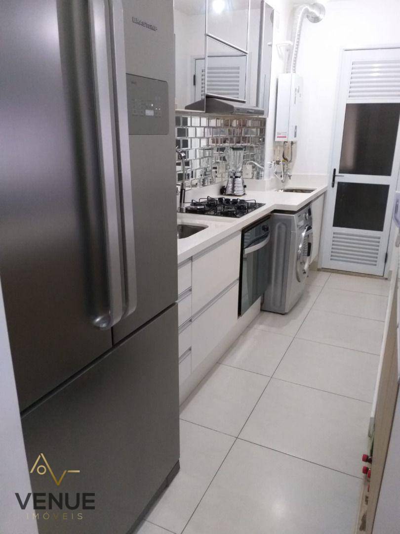 Apartamento à venda com 2 quartos, 63m² - Foto 8