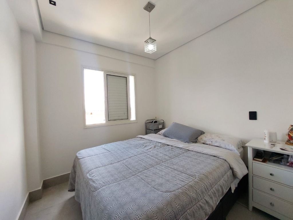 Apartamento à venda com 1 quarto, 38m² - Foto 12