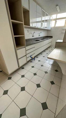 Apartamento à venda com 3 quartos, 157m² - Foto 21