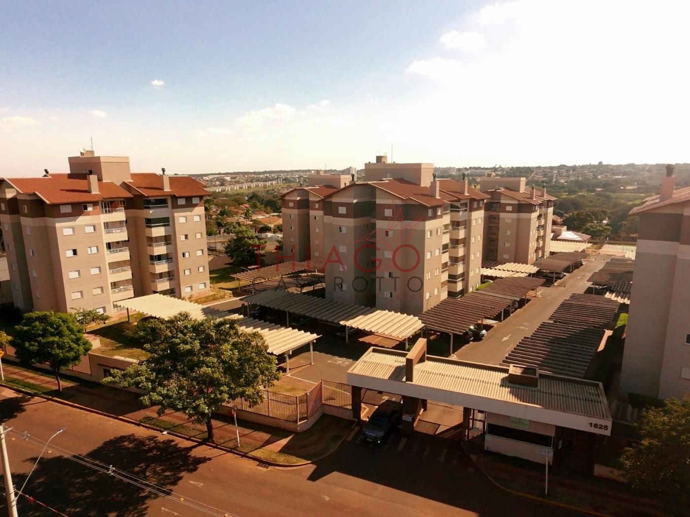 Apartamento à venda com 3 quartos, 79m² - Foto 1