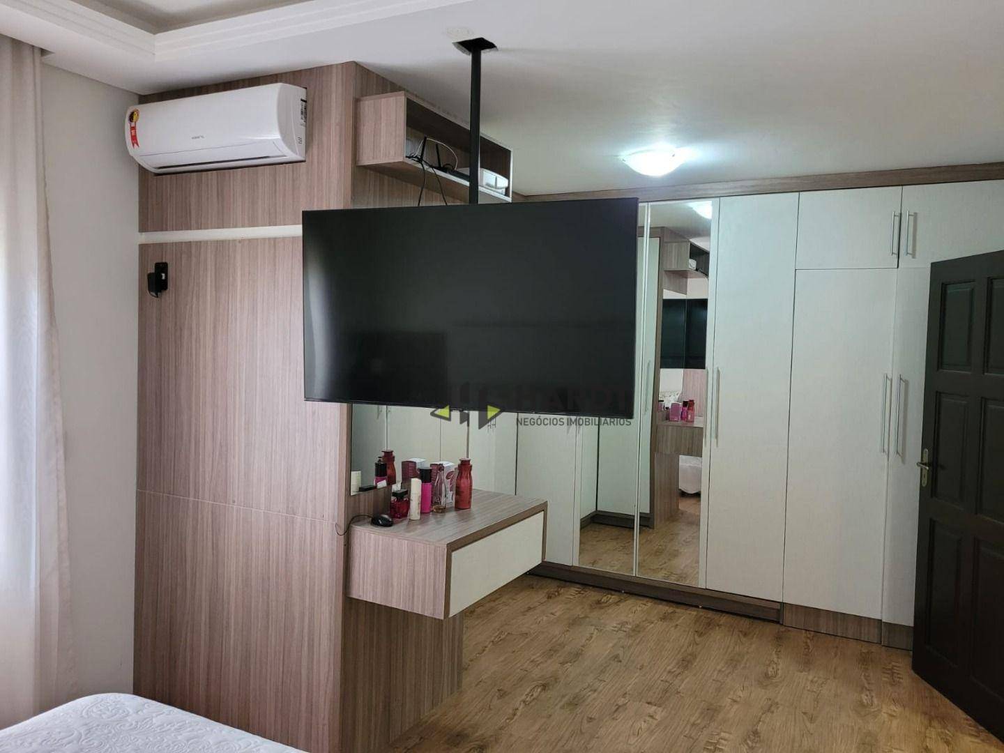 Sobrado à venda com 3 quartos, 300m² - Foto 8