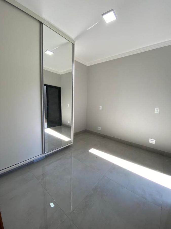 Casa à venda com 3 quartos, 168m² - Foto 14