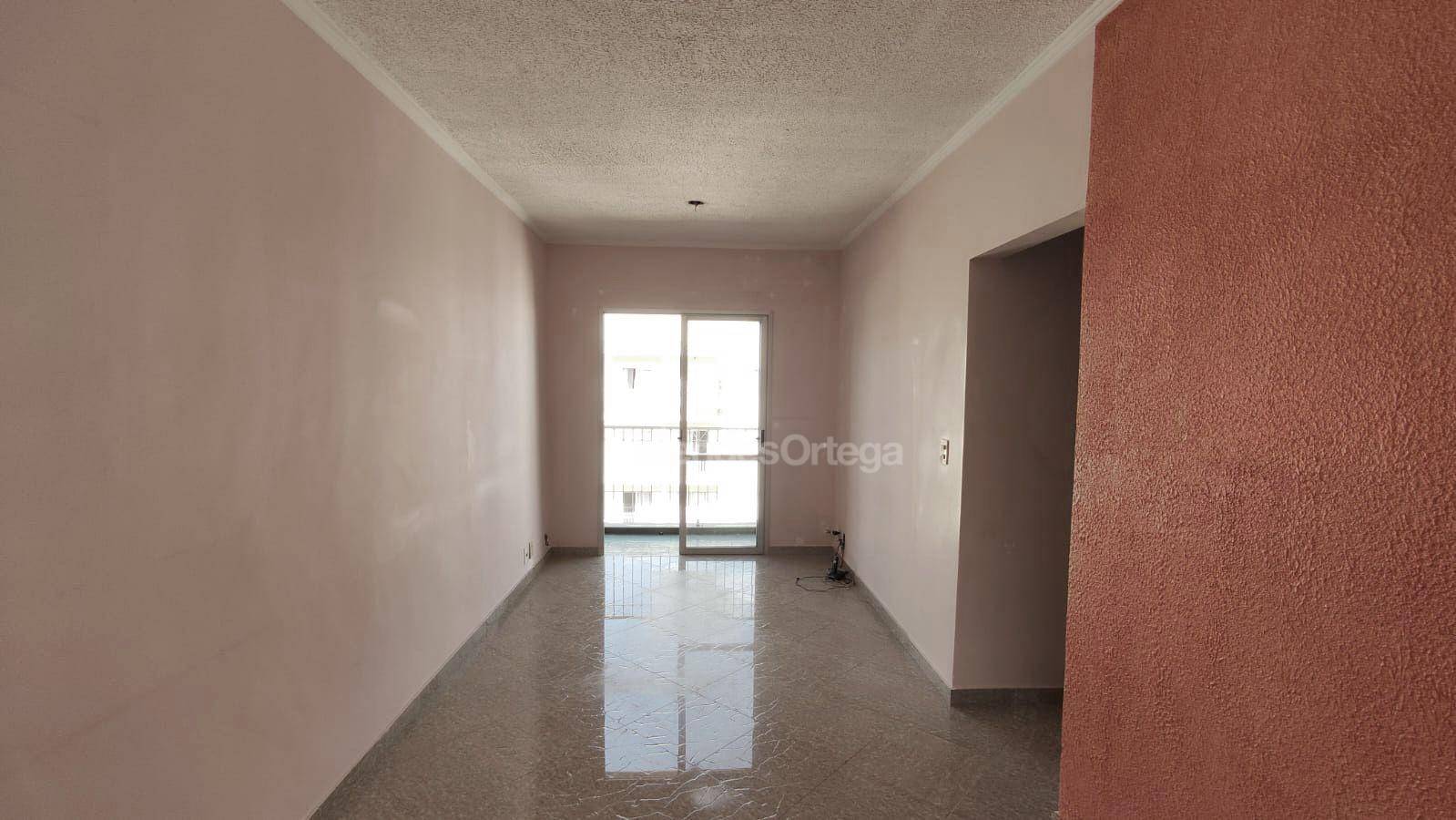 Apartamento à venda com 2 quartos, 61m² - Foto 5