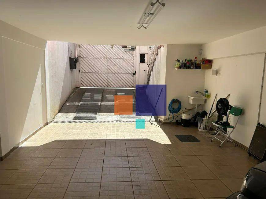 Sobrado à venda com 3 quartos, 243m² - Foto 19