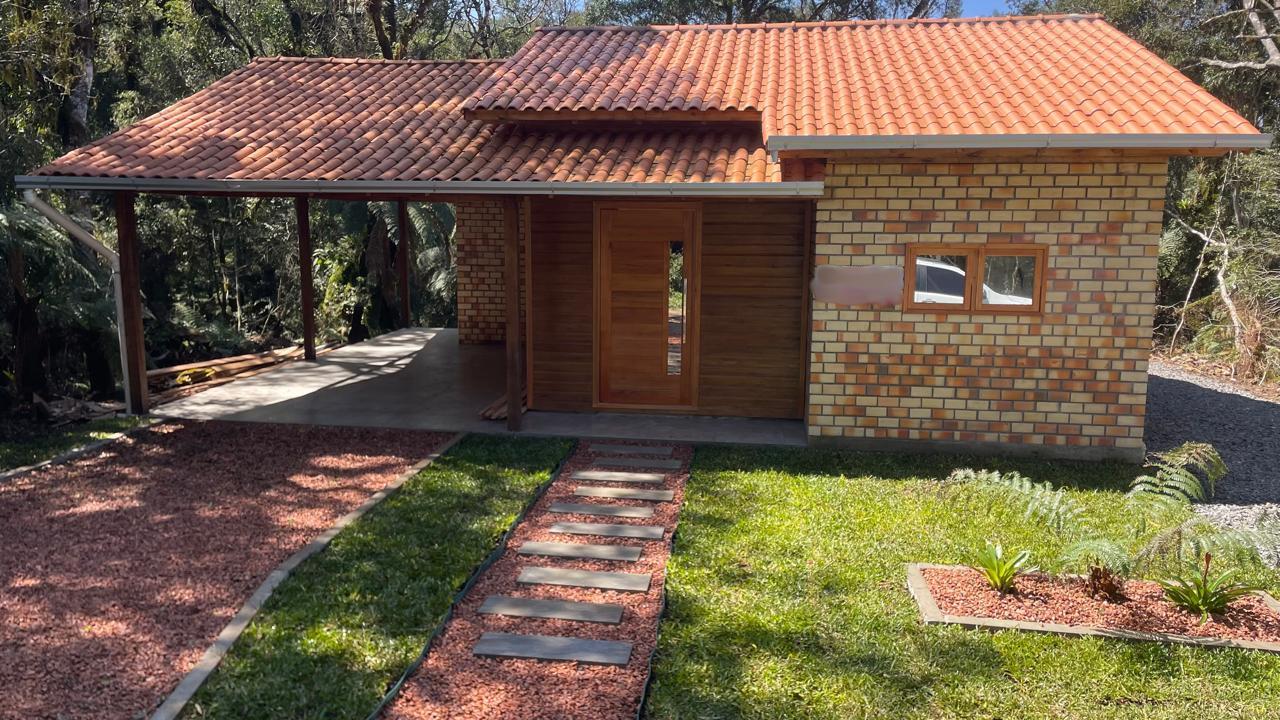 Casa à venda com 2 quartos, 600m² - Foto 1