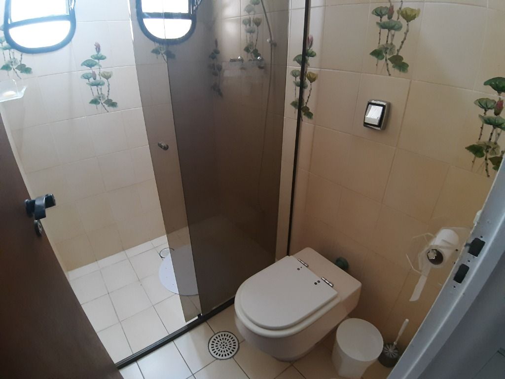 Apartamento à venda com 3 quartos, 140m² - Foto 10