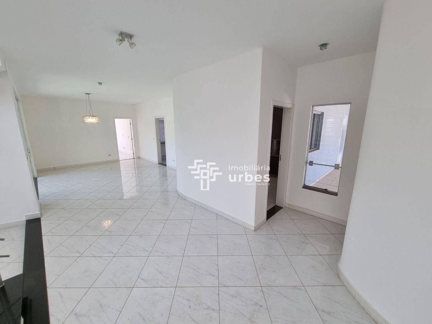 Casa à venda com 5 quartos, 400m² - Foto 9