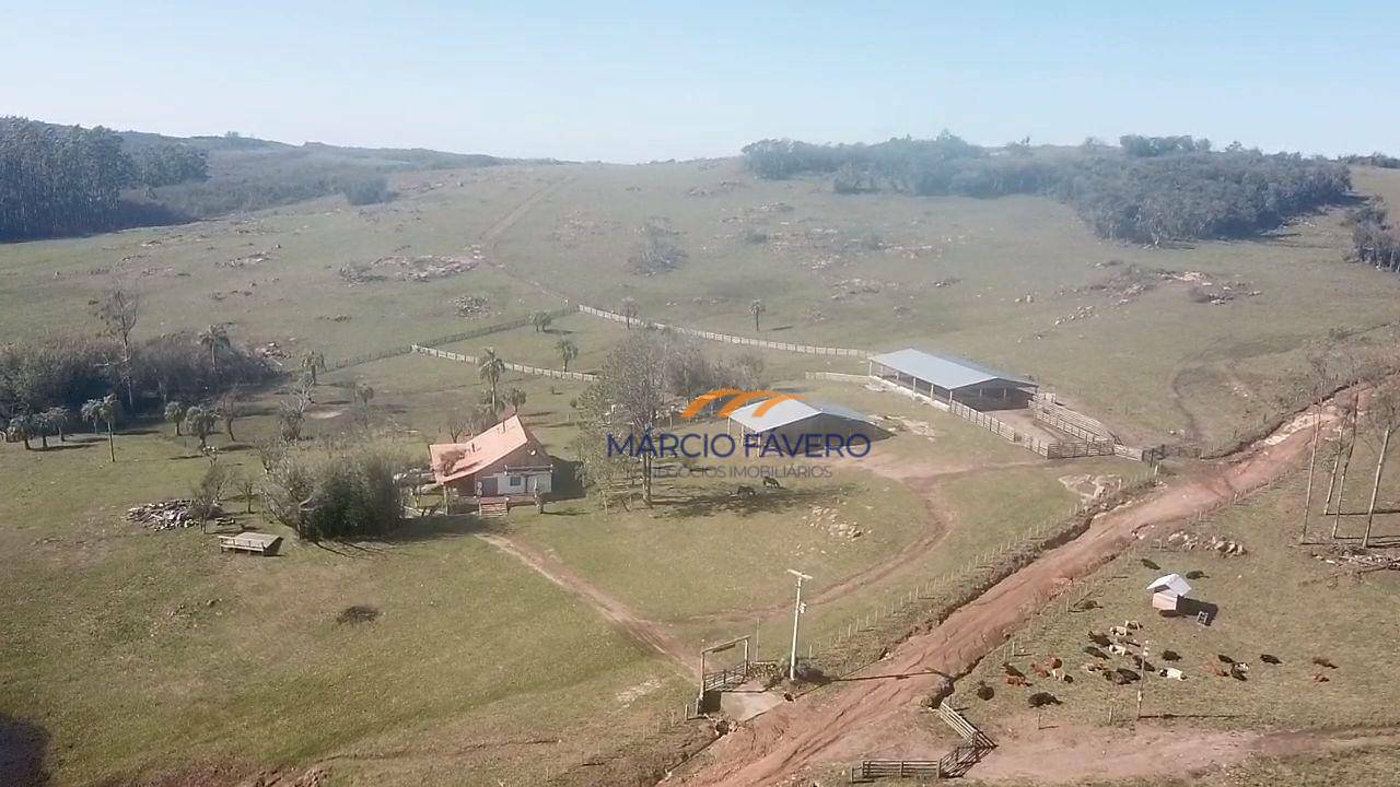 Fazenda à venda, 1065000M2 - Foto 4