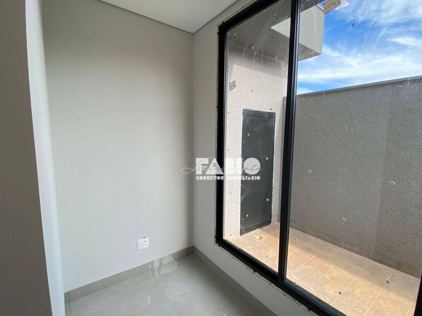 Casa de Condomínio à venda com 3 quartos, 173m² - Foto 4