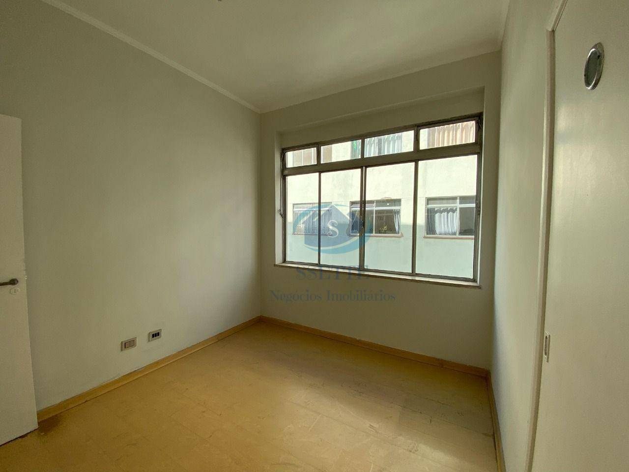 Apartamento à venda com 2 quartos, 70m² - Foto 11