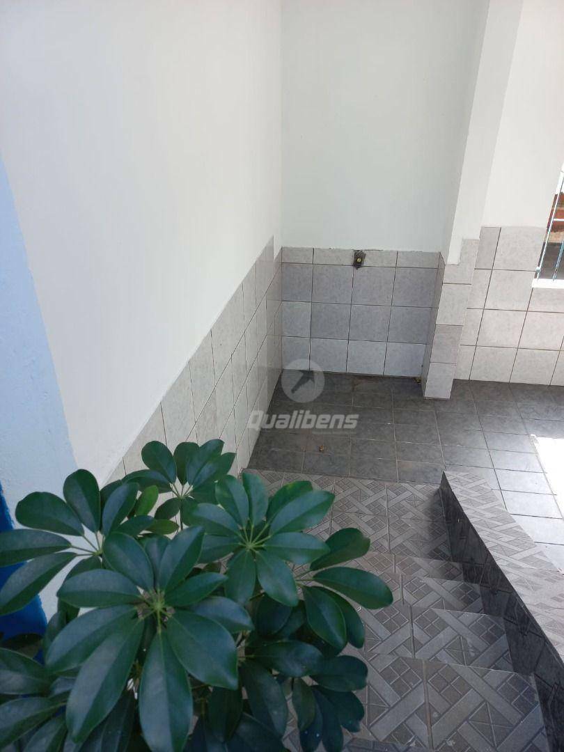 Sobrado à venda com 3 quartos, 180m² - Foto 5