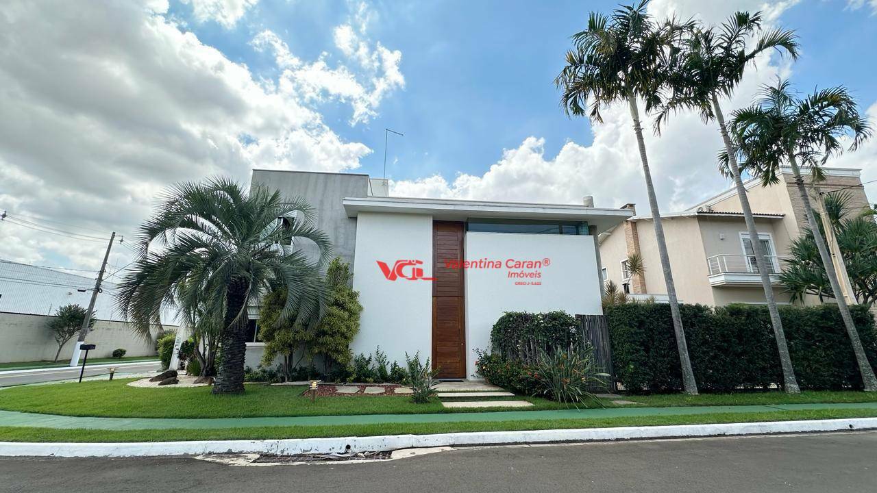 Casa de Condomínio à venda com 4 quartos, 239m² - Foto 2