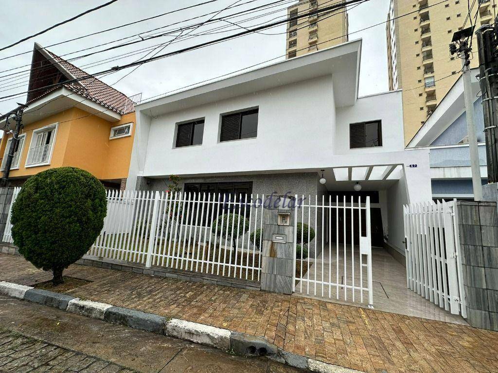 Casa à venda com 4 quartos, 300m² - Foto 1