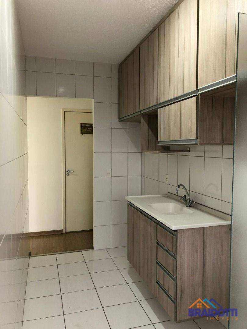 Apartamento à venda com 2 quartos, 50m² - Foto 2