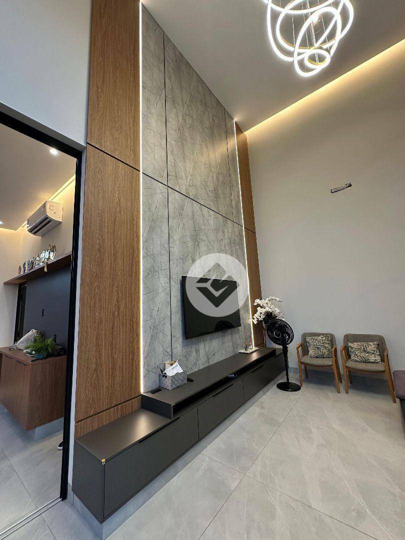 Casa à venda com 3 quartos, 219m² - Foto 2
