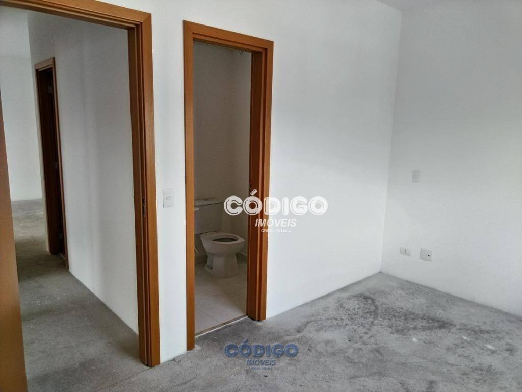 Apartamento à venda com 3 quartos, 83m² - Foto 15