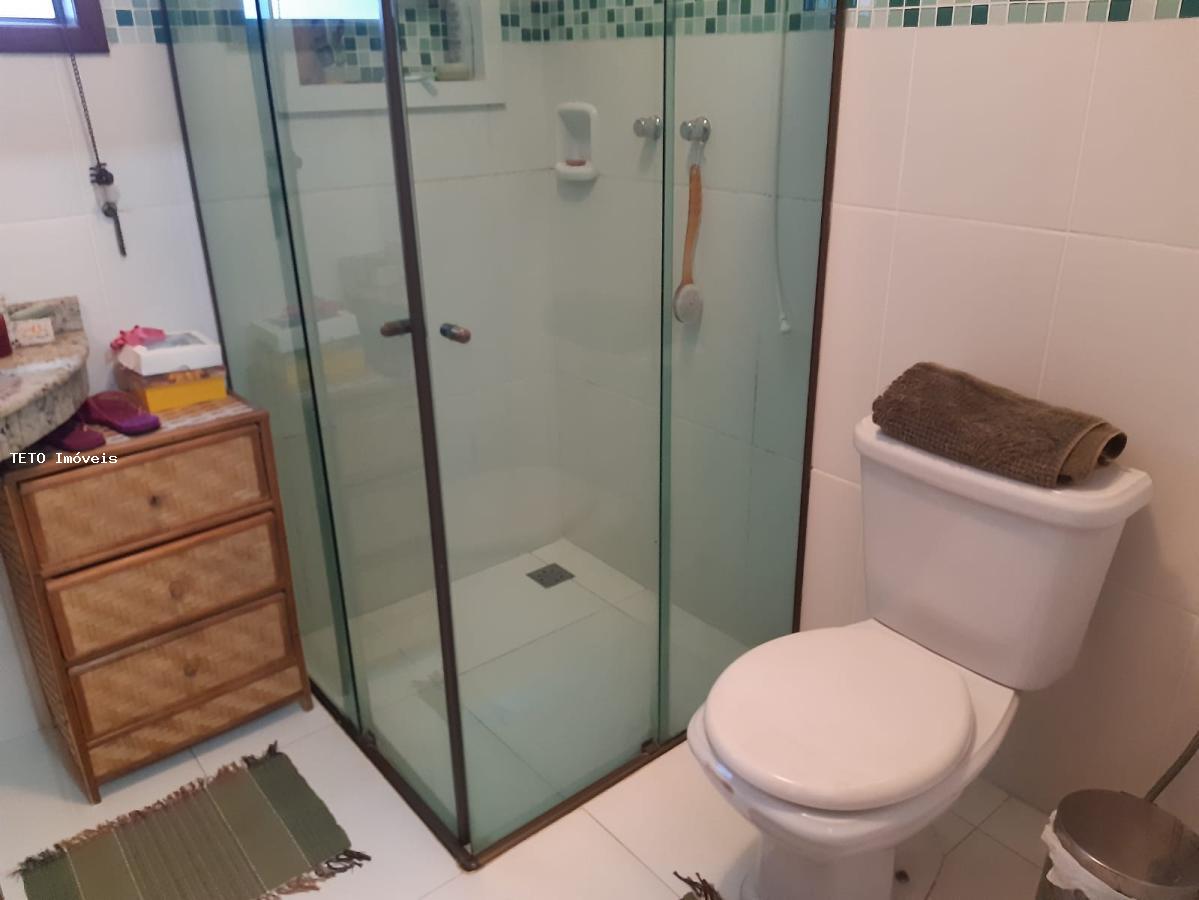 Casa à venda com 3 quartos, 240m² - Foto 36