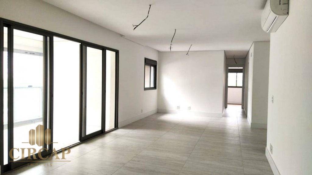 Apartamento à venda com 3 quartos, 146m² - Foto 3