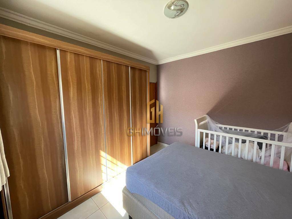 Casa à venda com 3 quartos, 240m² - Foto 19