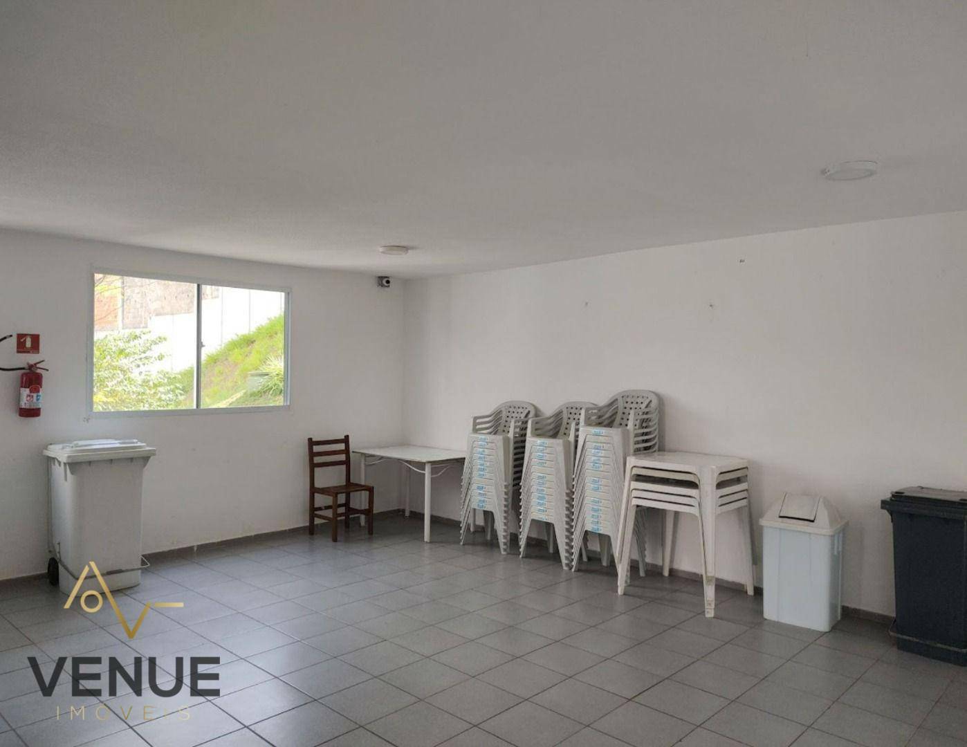 Apartamento à venda com 2 quartos, 38m² - Foto 20