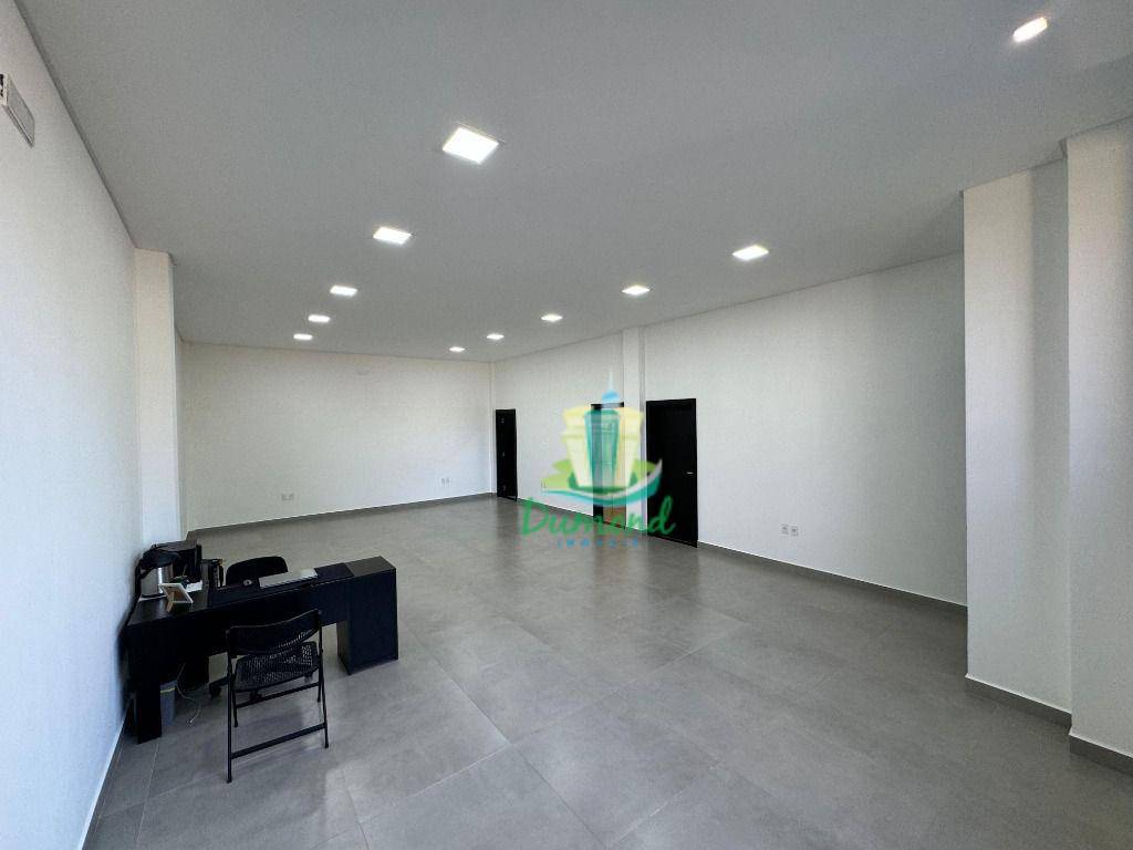 Sobrado à venda com 3 quartos, 276m² - Foto 2