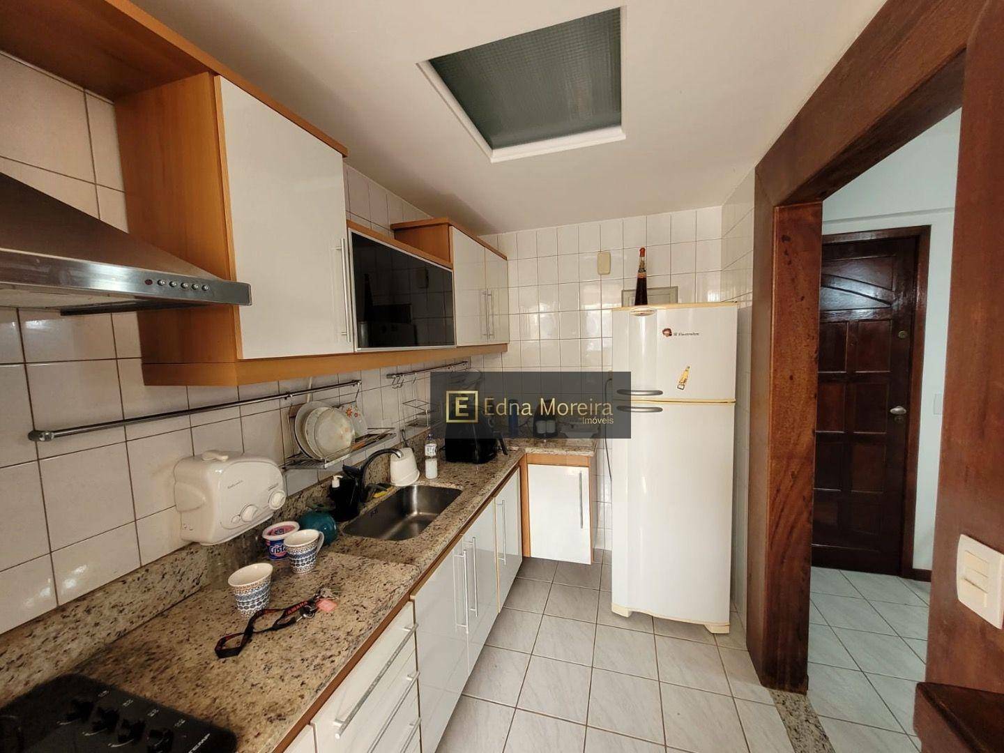 Apartamento à venda com 2 quartos, 100m² - Foto 9