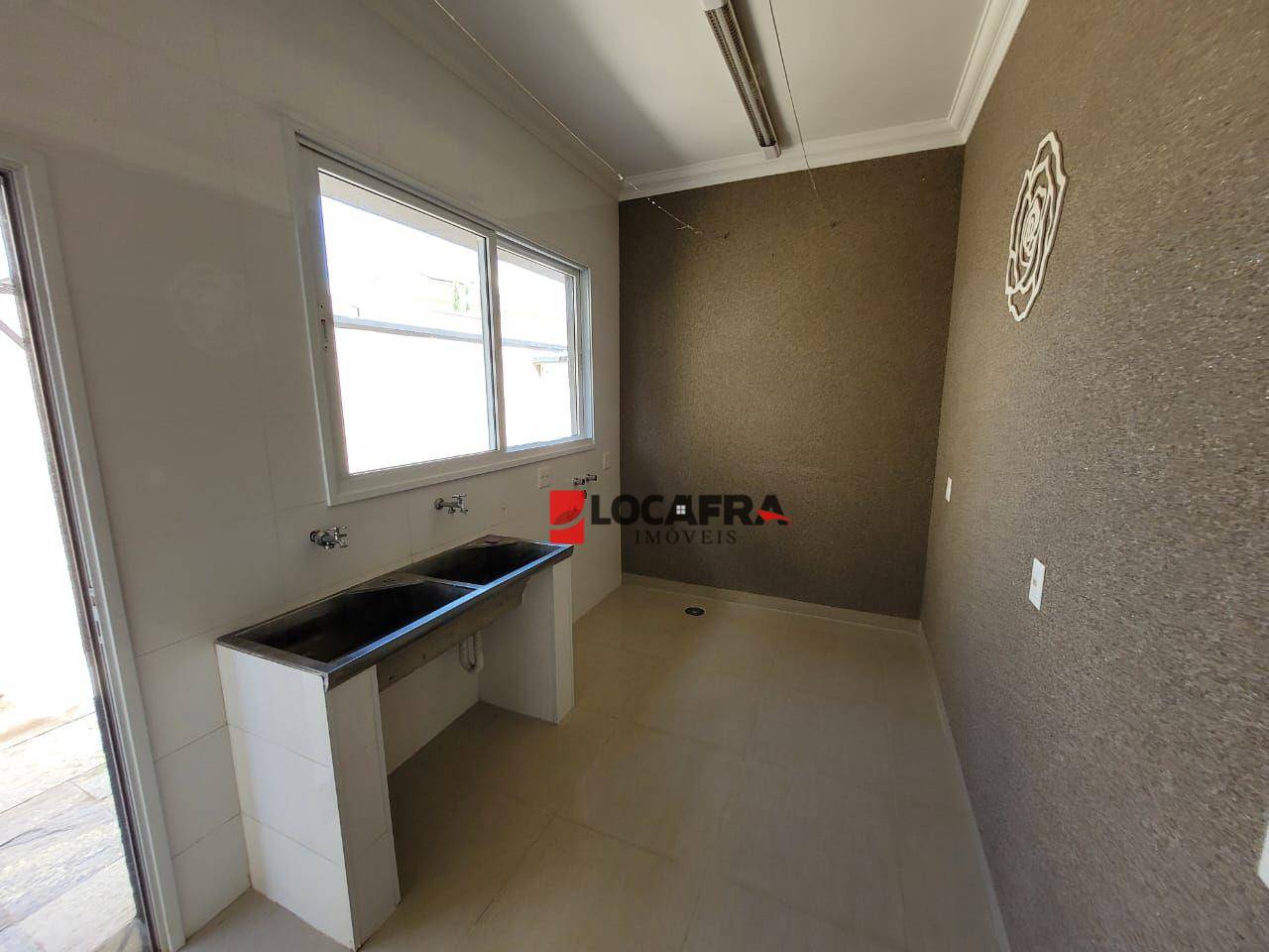 Casa à venda com 5 quartos, 375m² - Foto 13