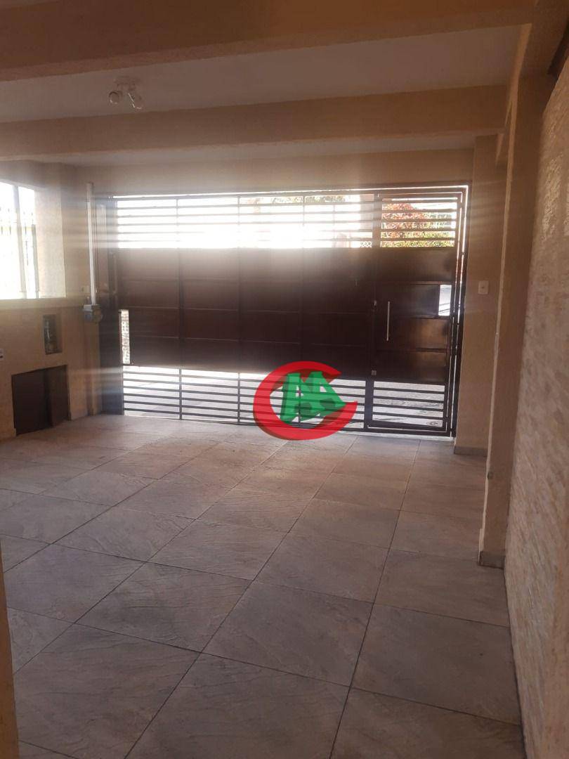 Sobrado à venda com 2 quartos, 150m² - Foto 4