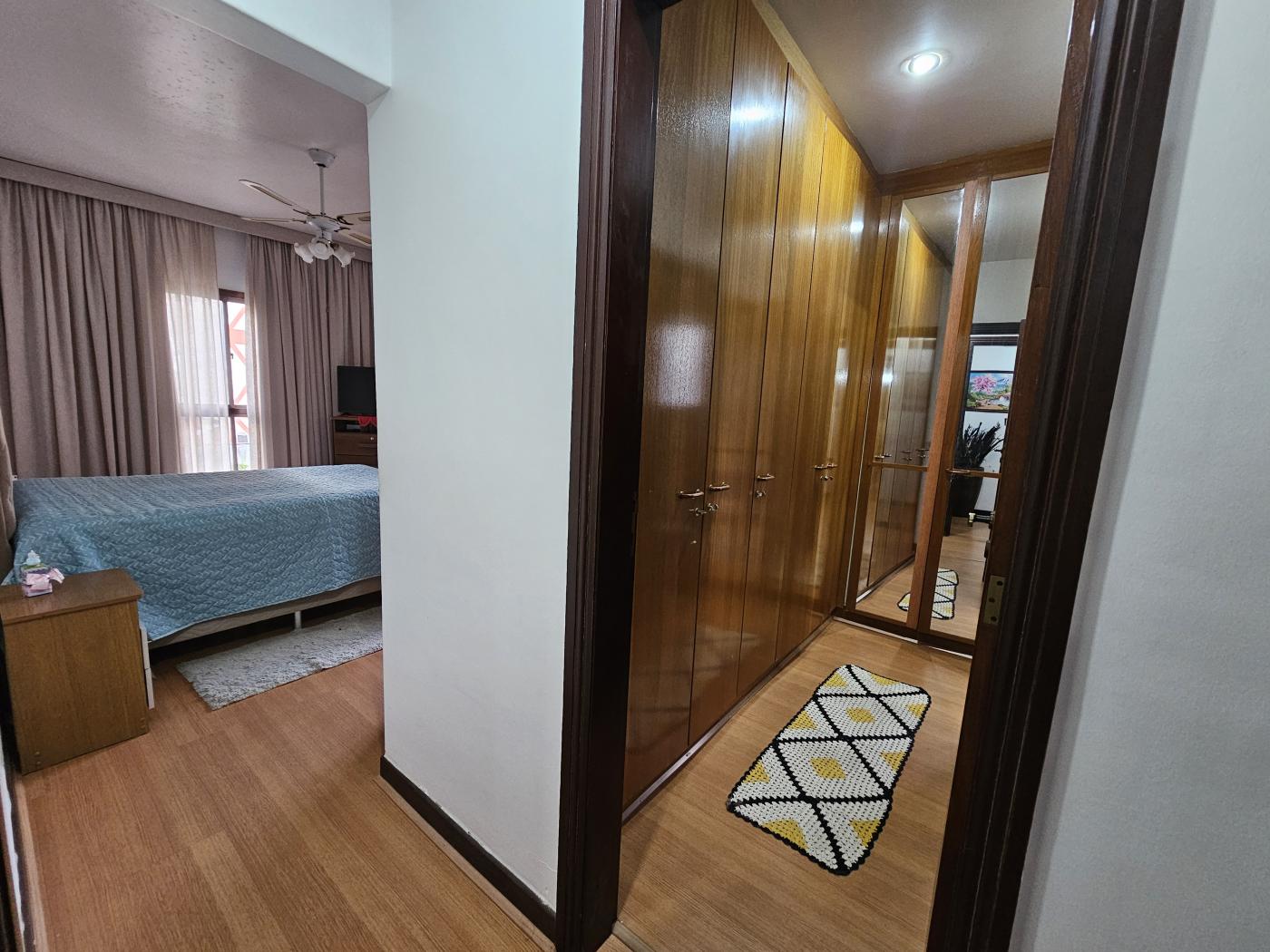 Apartamento à venda com 3 quartos, 257m² - Foto 11