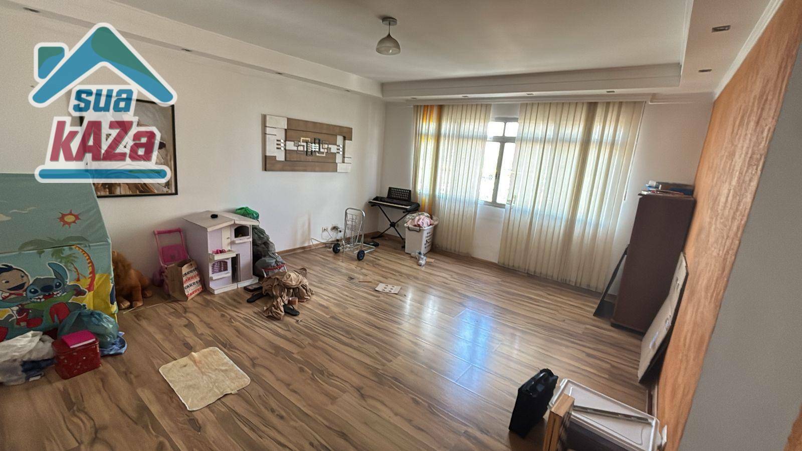 Apartamento à venda com 3 quartos, 102m² - Foto 1