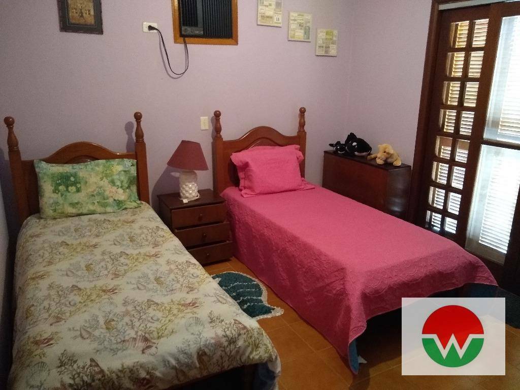 Casa à venda com 3 quartos, 280m² - Foto 13