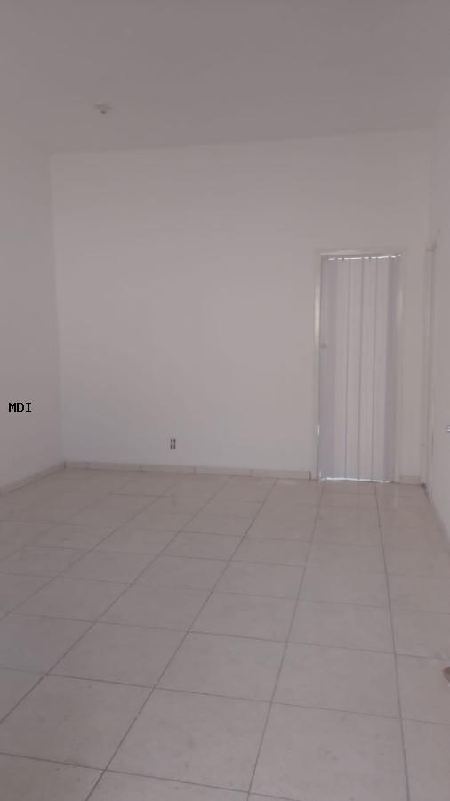 Casa para alugar com 2 quartos, 70m² - Foto 19