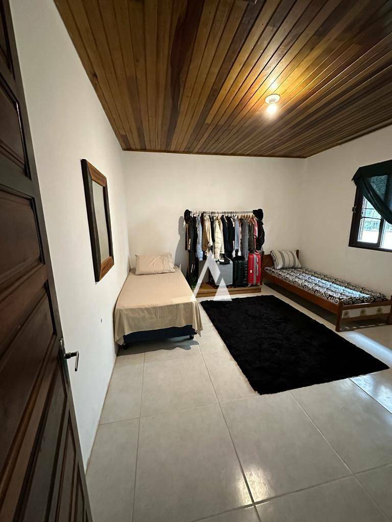 Casa à venda com 4 quartos, 170m² - Foto 29