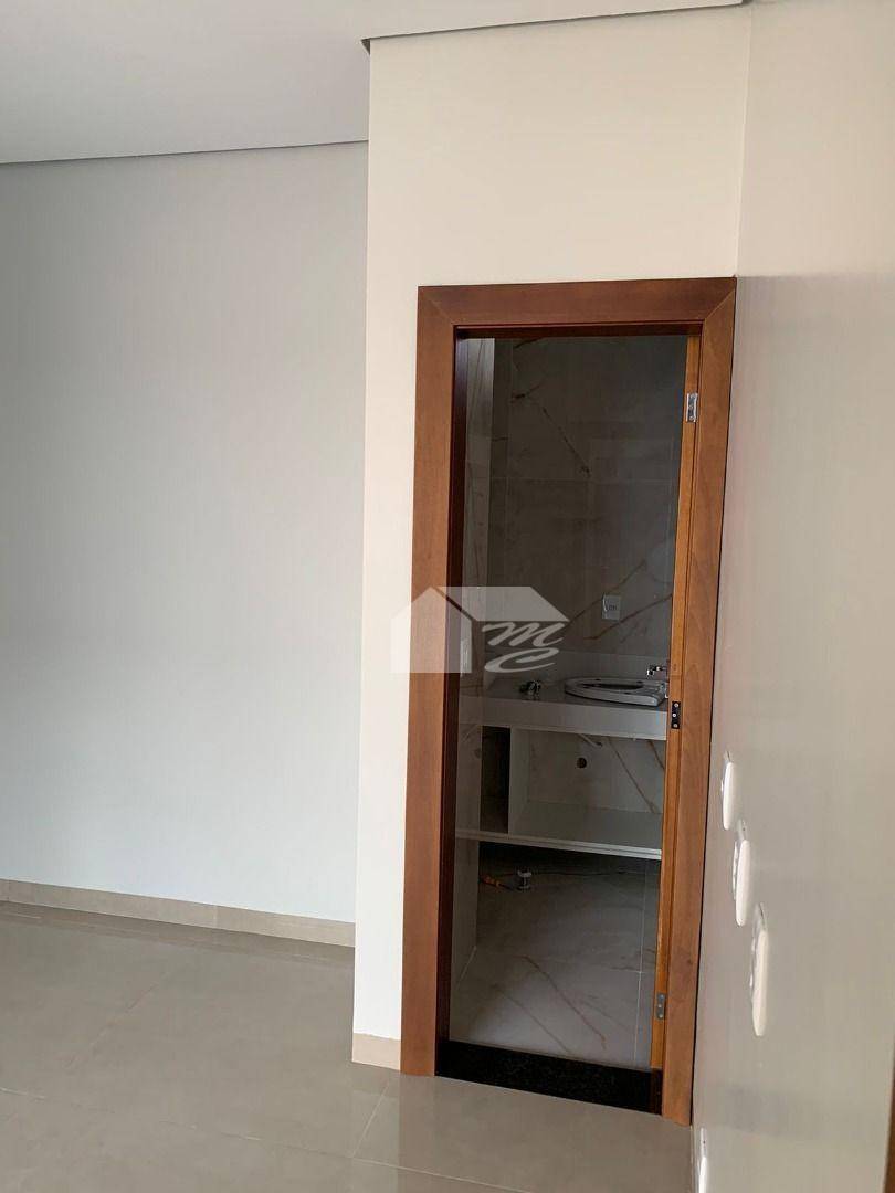 Casa à venda com 3 quartos, 320m² - Foto 43