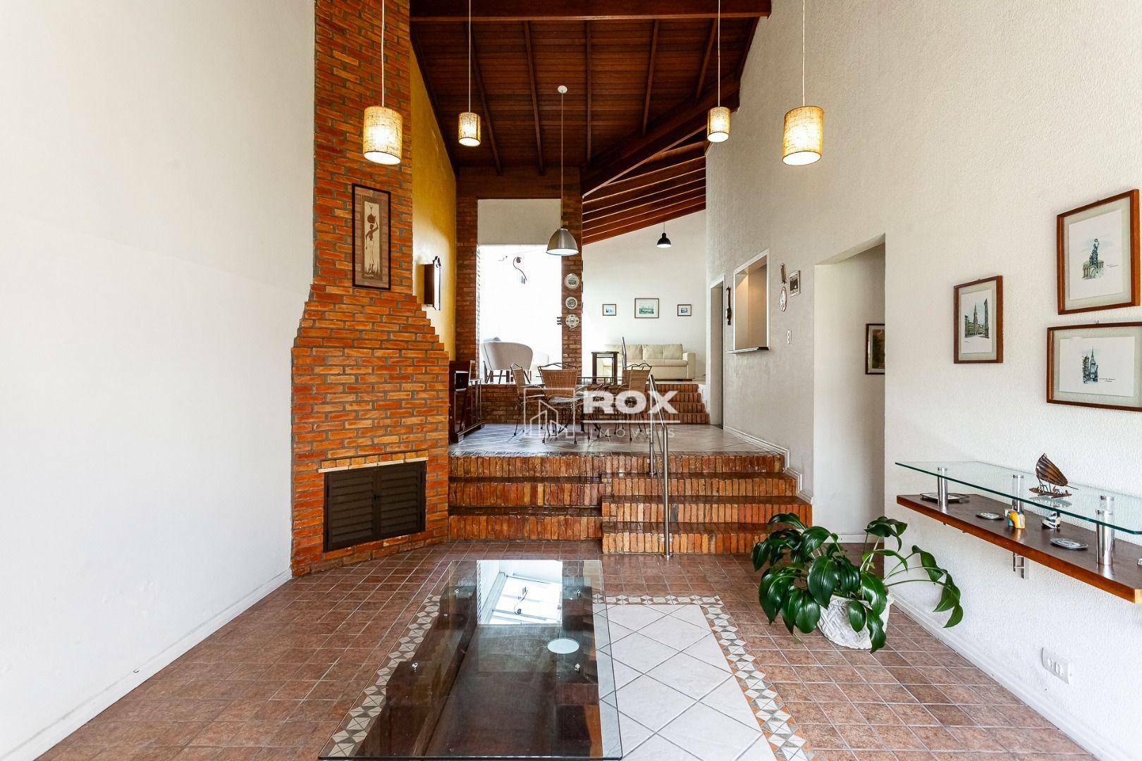 Casa à venda com 3 quartos, 194m² - Foto 3