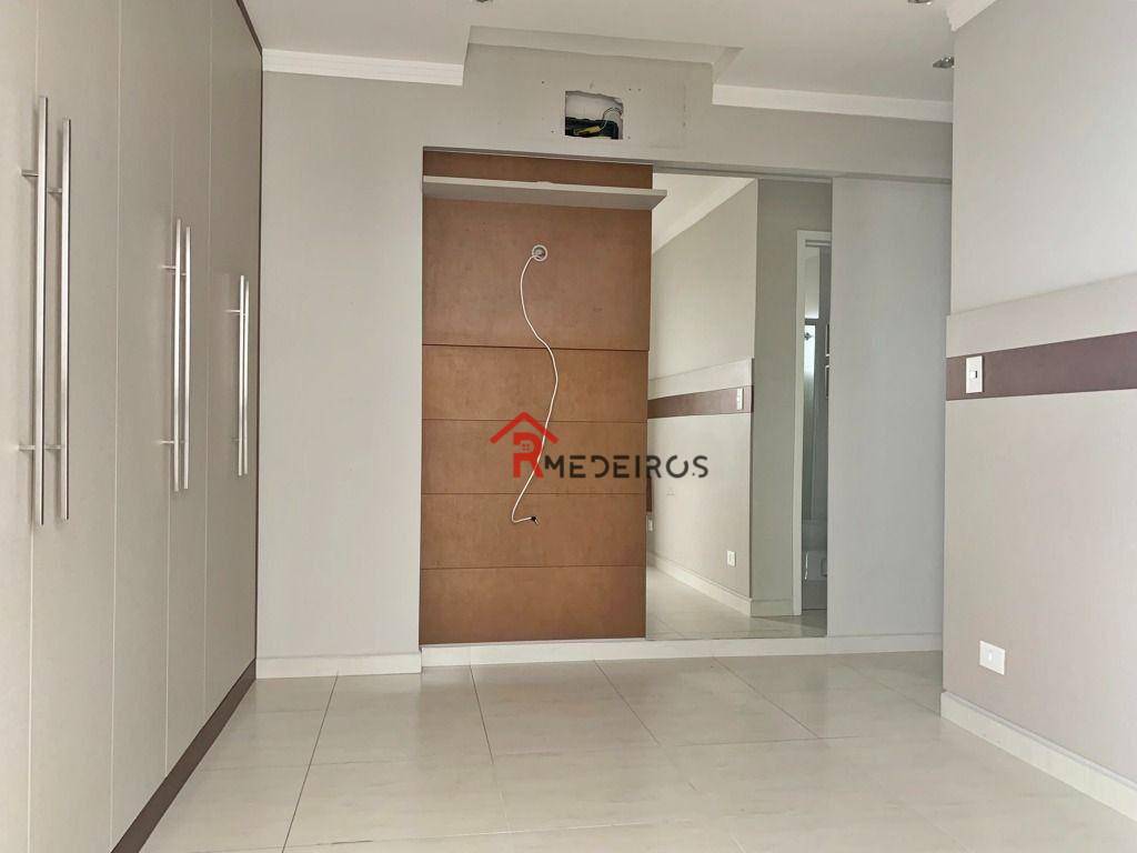 Apartamento à venda com 3 quartos, 126m² - Foto 10