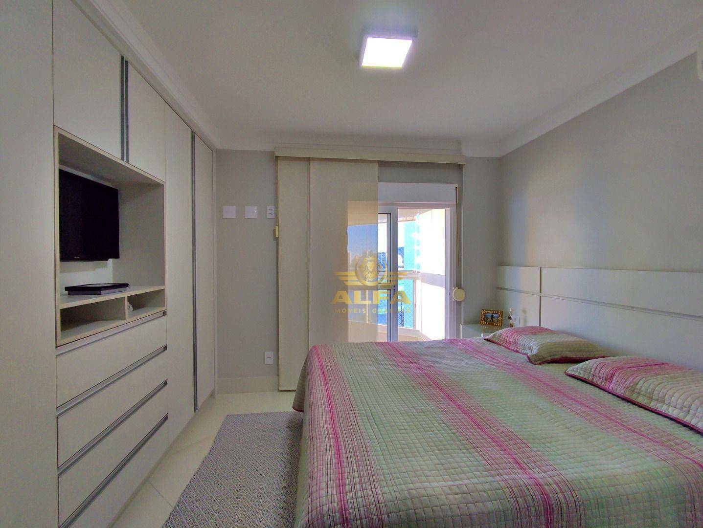 Apartamento à venda com 3 quartos, 171m² - Foto 13