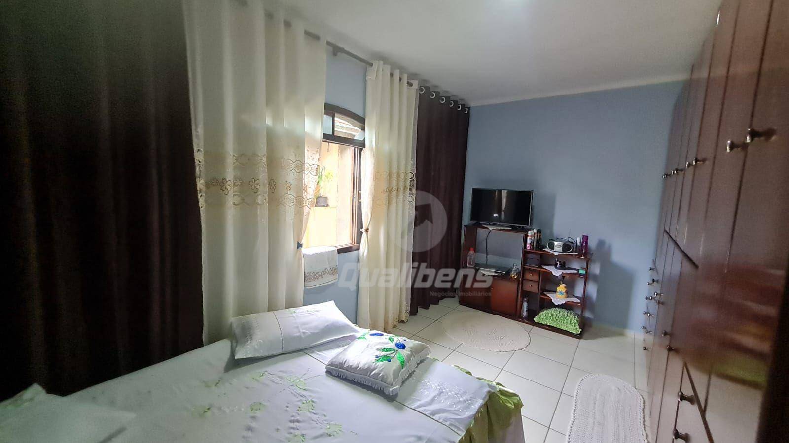 Sobrado à venda com 3 quartos, 213m² - Foto 14